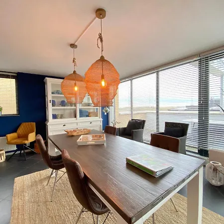 Callantsoger Staete A402 *